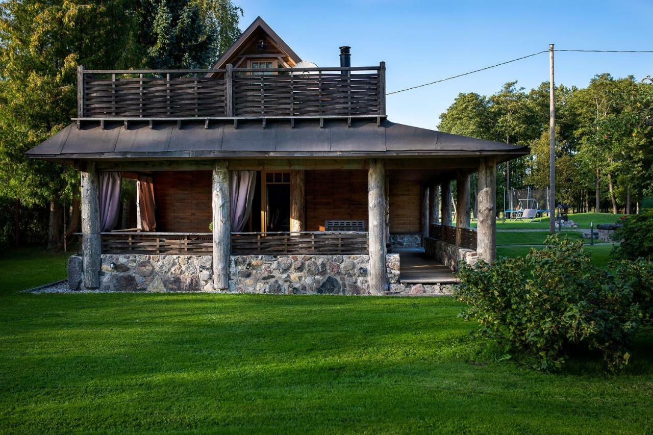 Erlendi Kodumajutus Villa Пярну Екстериор снимка